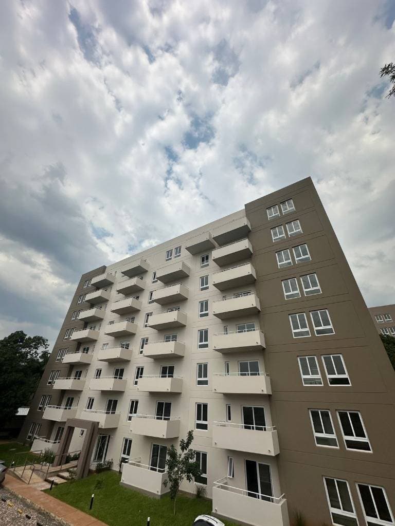 Alquilo depto a estrenar de tres dormitorios zona Luque