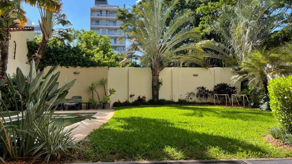 Amplia residencia con 5 suites a pasos del shopping del sol, foto 4