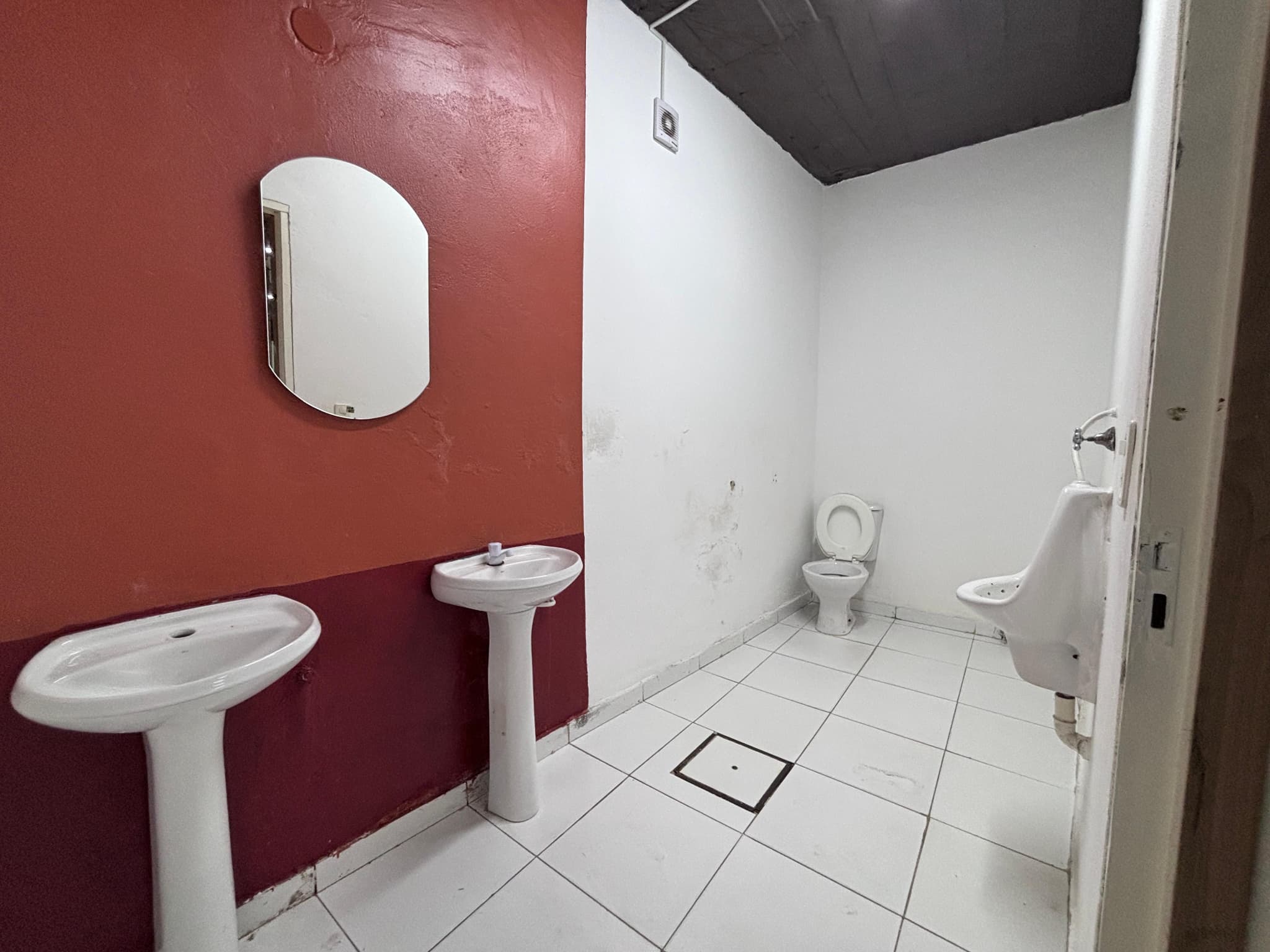 Salón comercial en fdo. De la mora — foto 5