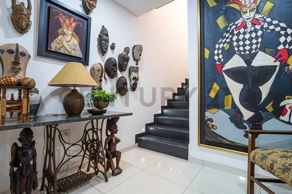 En venta residencia en Lambaré, foto 5