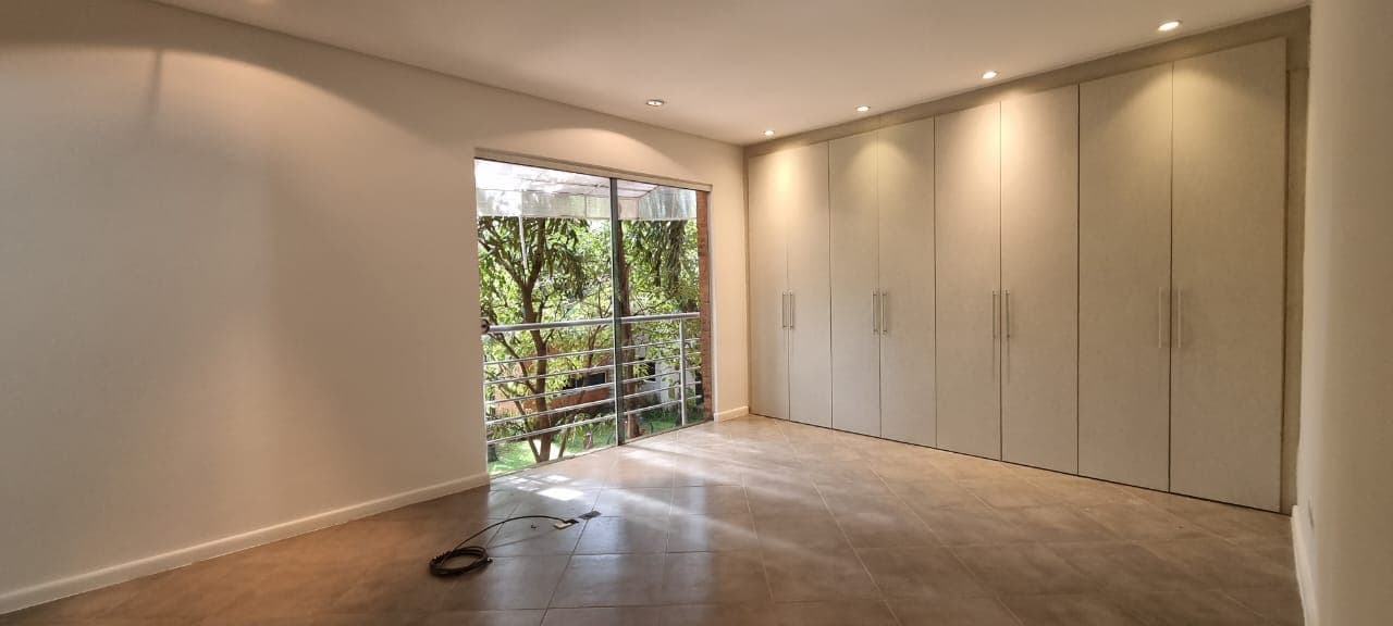 *a la venta* *casa en botanica 5* ( fndo de la mora, foto 4