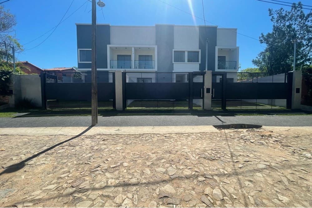 Fino duplex a estrenar con piscina en loma pyta, foto 5