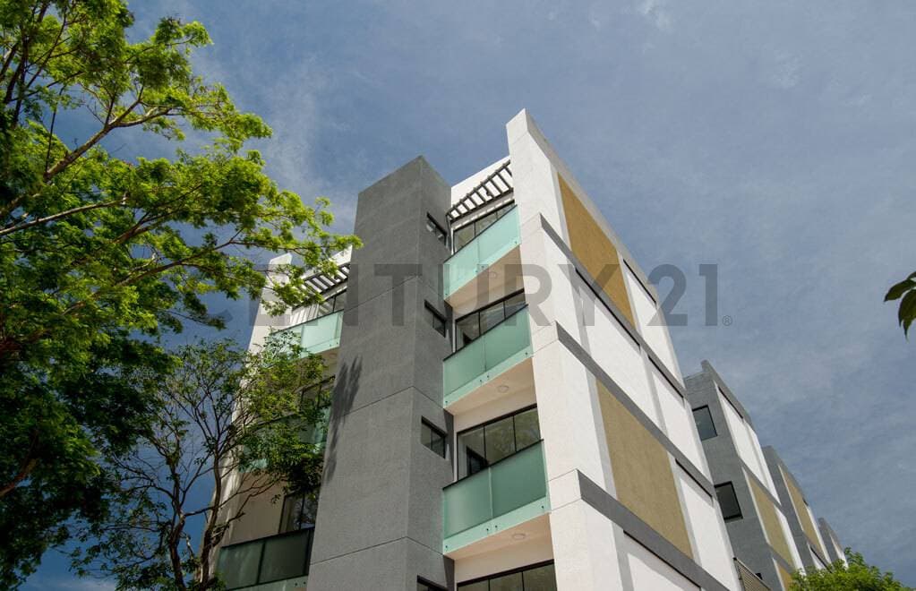 En Venta departamento de 1 dormitorio sobre Av. España, foto 1