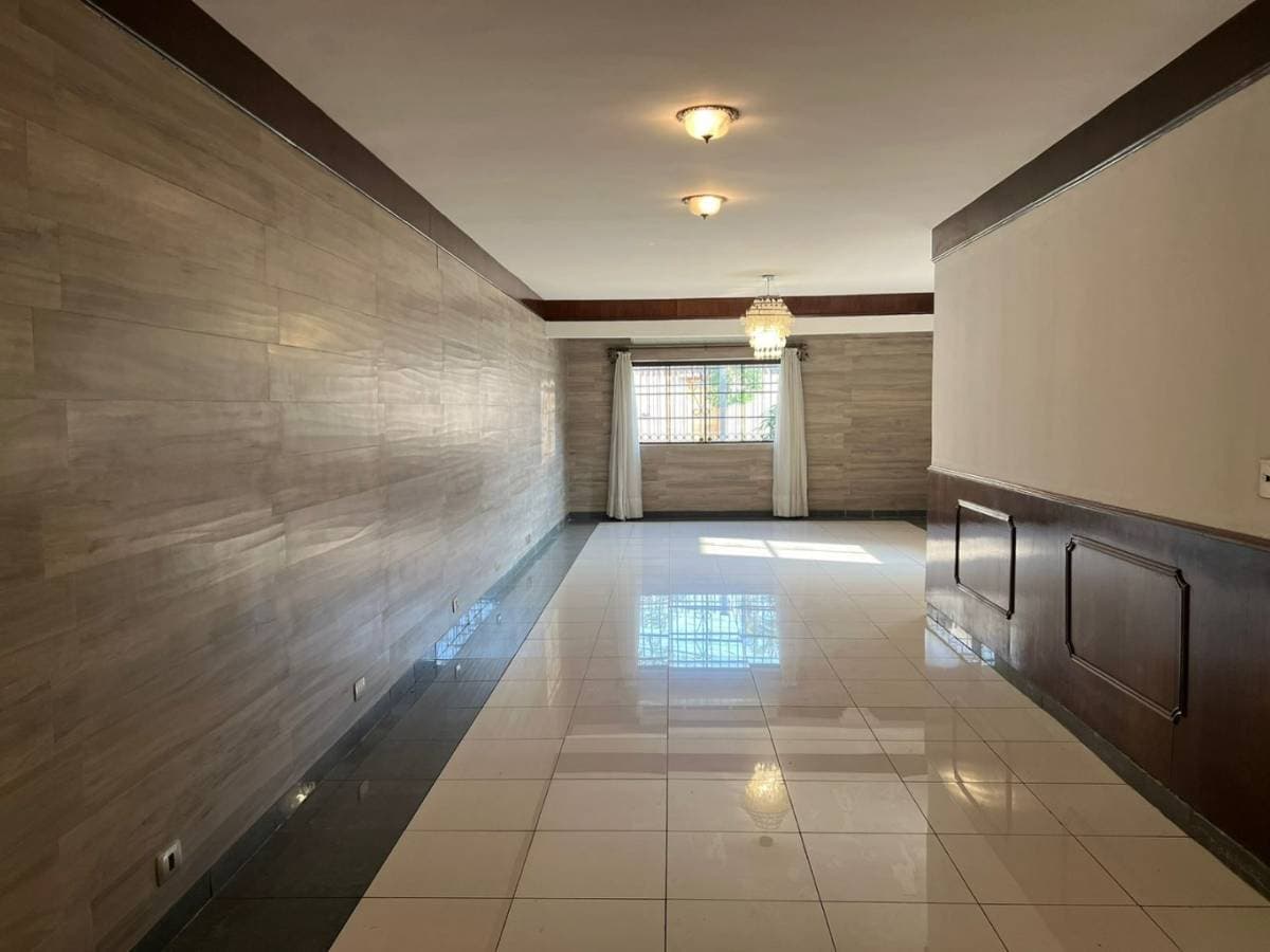 Casa en Fernando de la Mora zona norte, foto 3