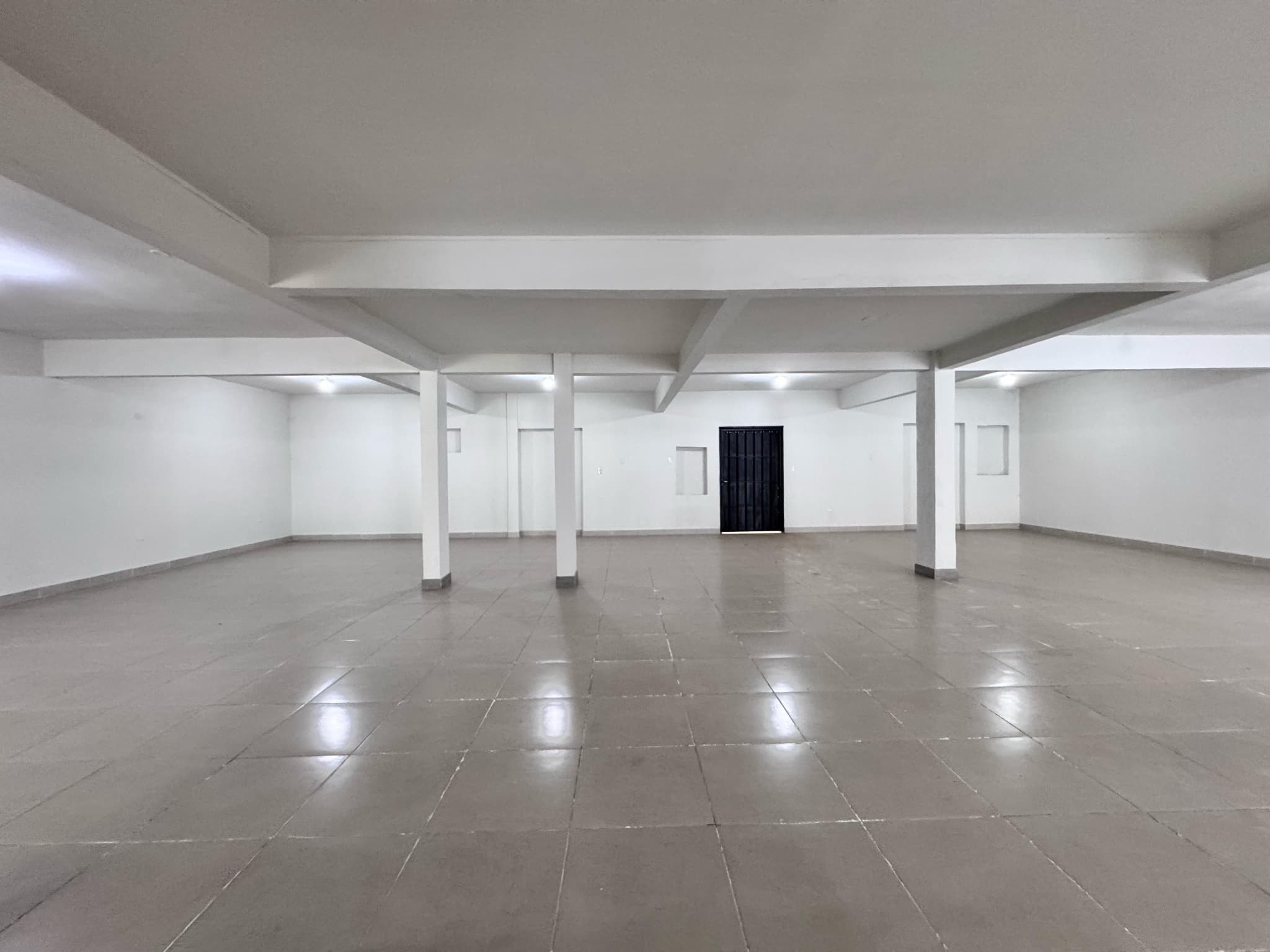 D.G. Vendo Propiedad Comercial Sobre Av. Eusebio Ayala — foto 5