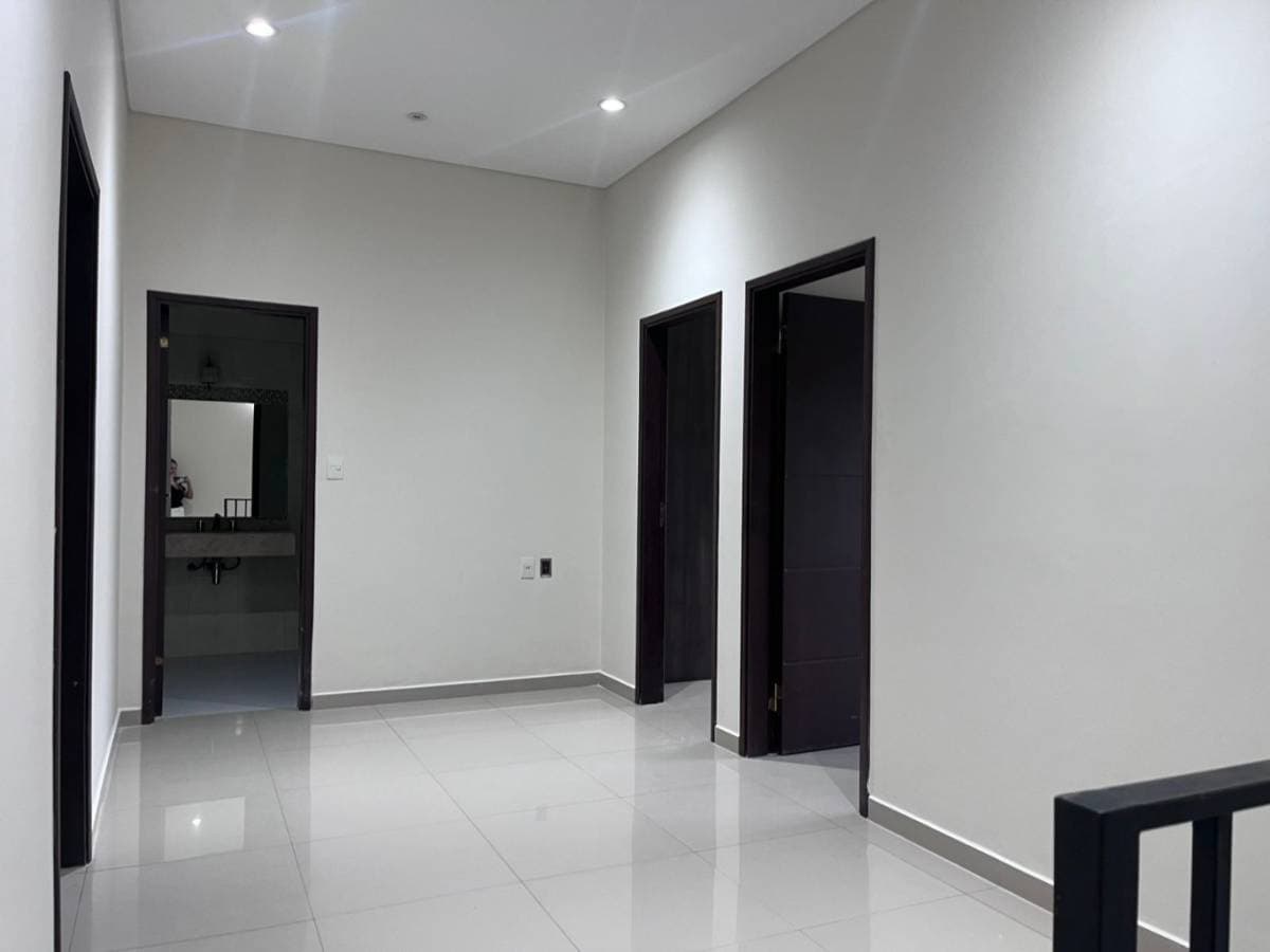 Duplex en barrio sta maria — foto 4