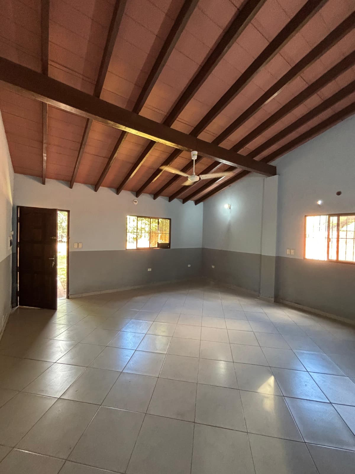 Casa En San Lorenzo, Barrio Villa Industrial