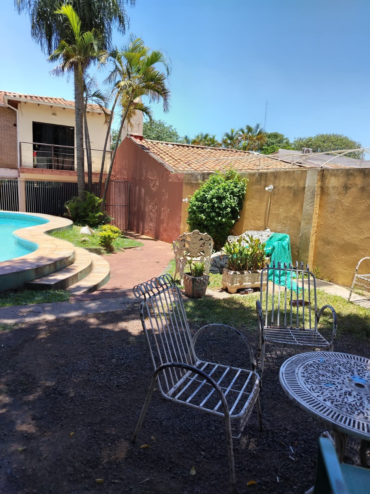 *vendo amplia casa con piscina en Lambaré barrio san rafael*, foto 5