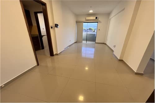 Departamento-Venta-Igualdad y 1ro de Noviembre, Pinoza, Asunción, foto 2