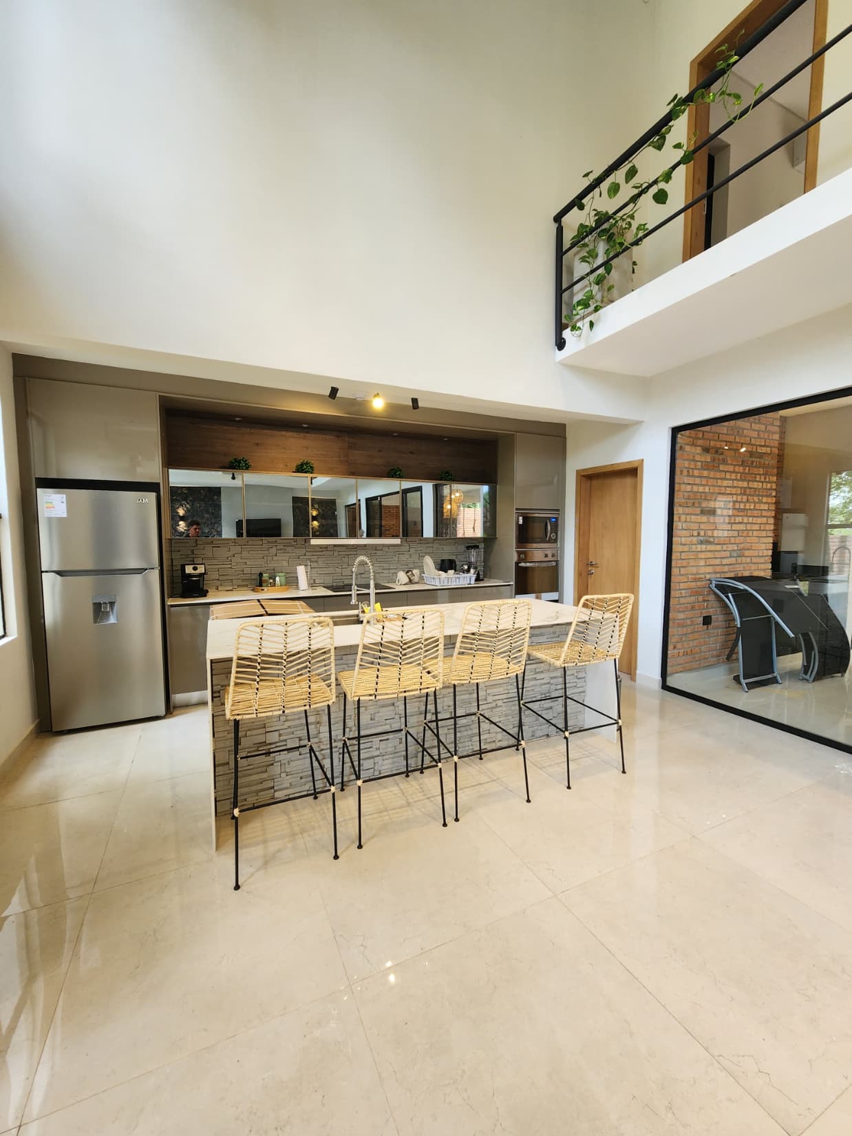 Se vende residencia amoblada en San Bernardino, foto 5