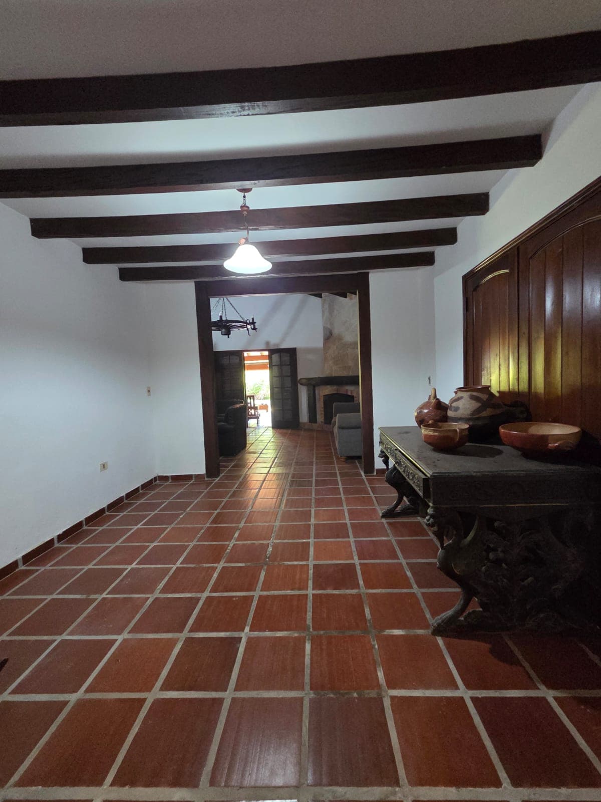 En venta amplia casa en esquina – San Bernardino, foto 5