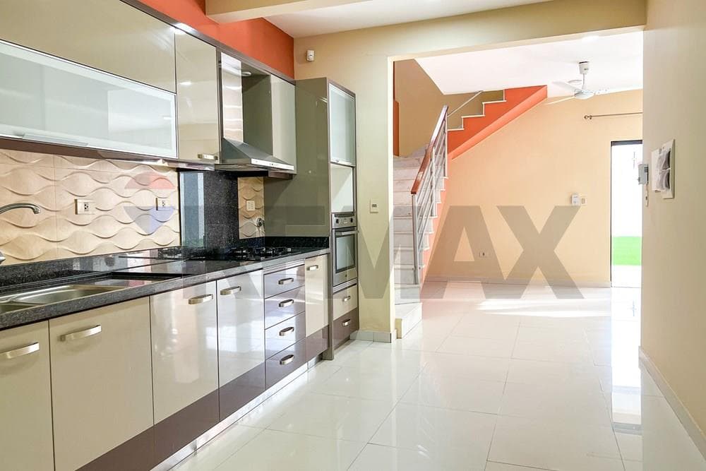Hermosa Casa en Fernando de la Mora zona Sur, foto 5