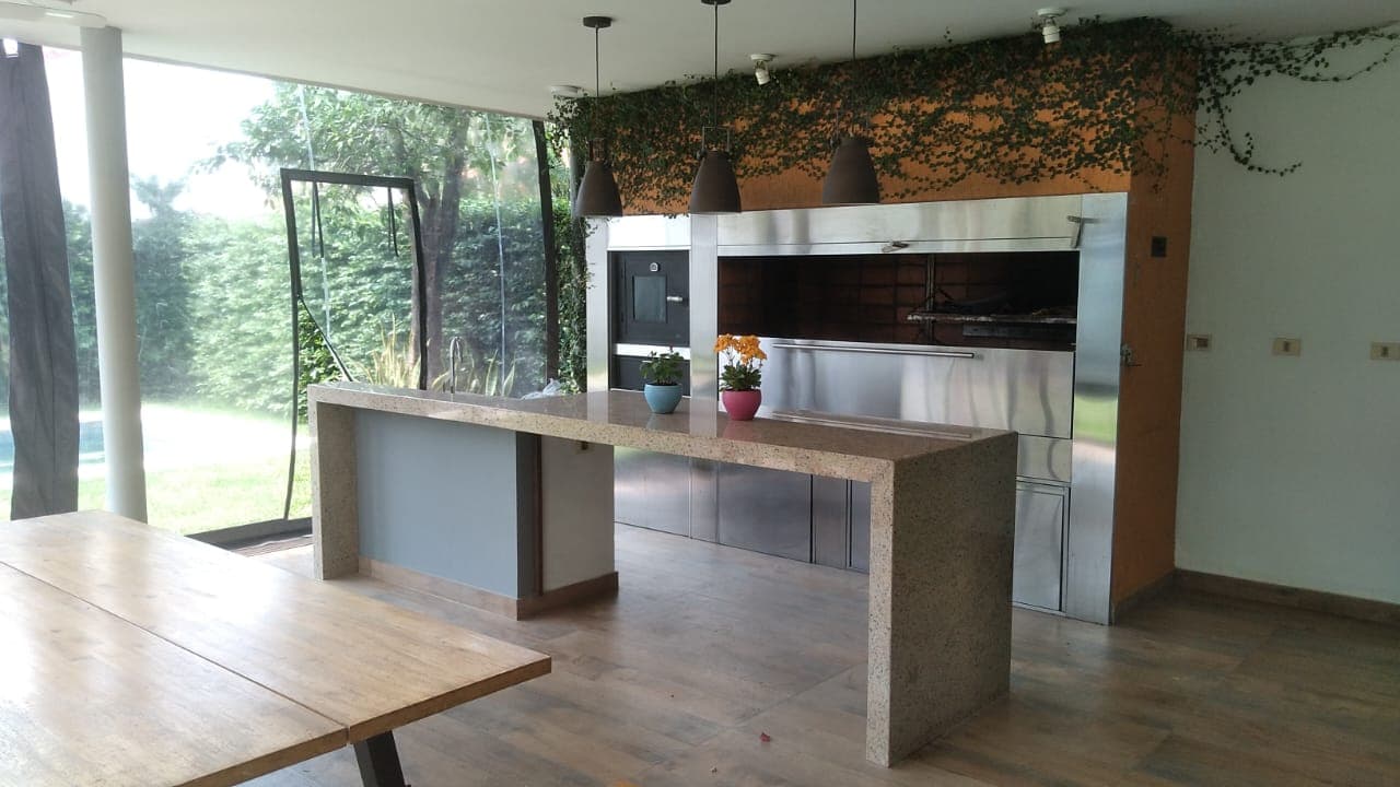 Residencia Exclusiva en Alquiler en Los Laureles, Asunción, foto 1