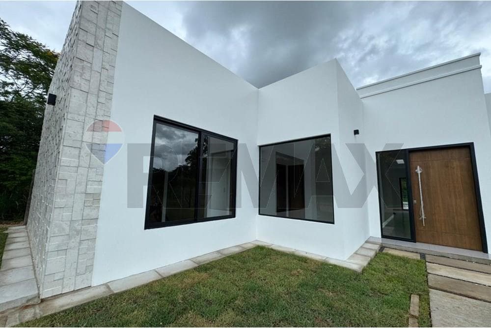 Residencia en surubi i, foto 3