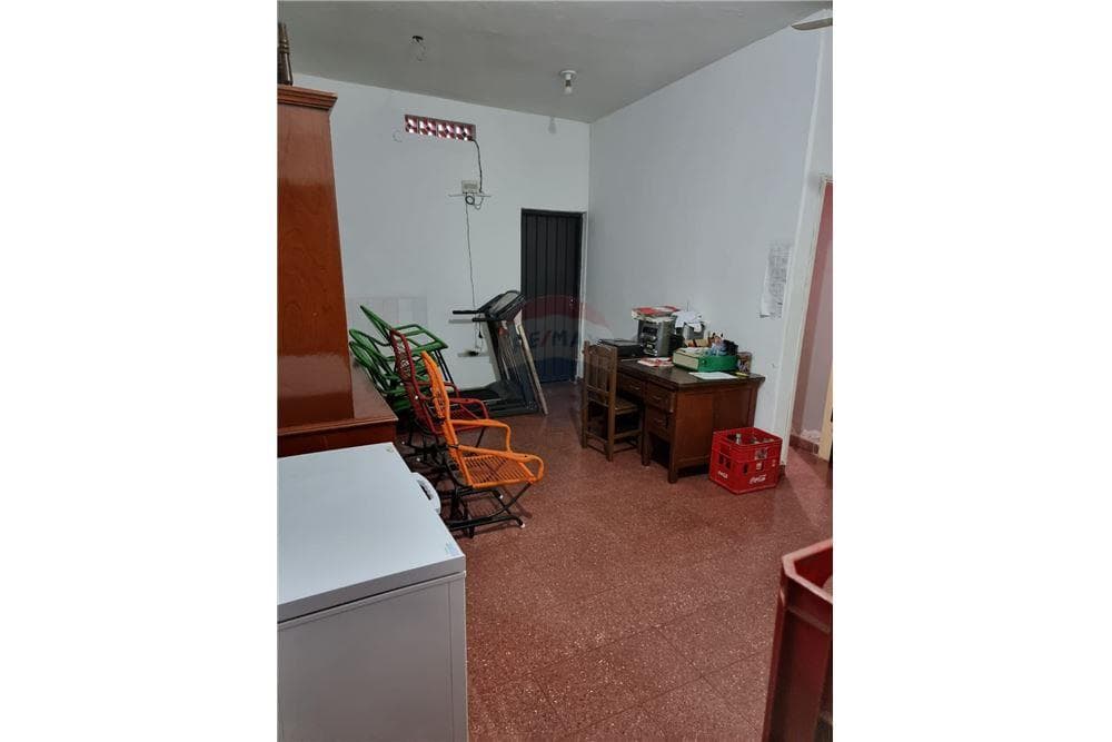 Casa con salon comercial en San Lorenzo, foto 2
