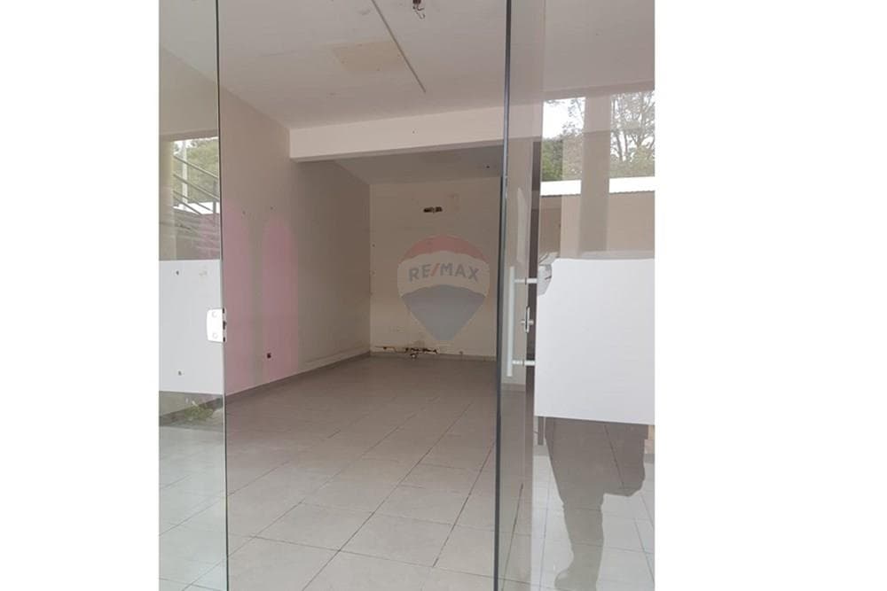 Local comercial sobre mcal. Lopez, foto 2