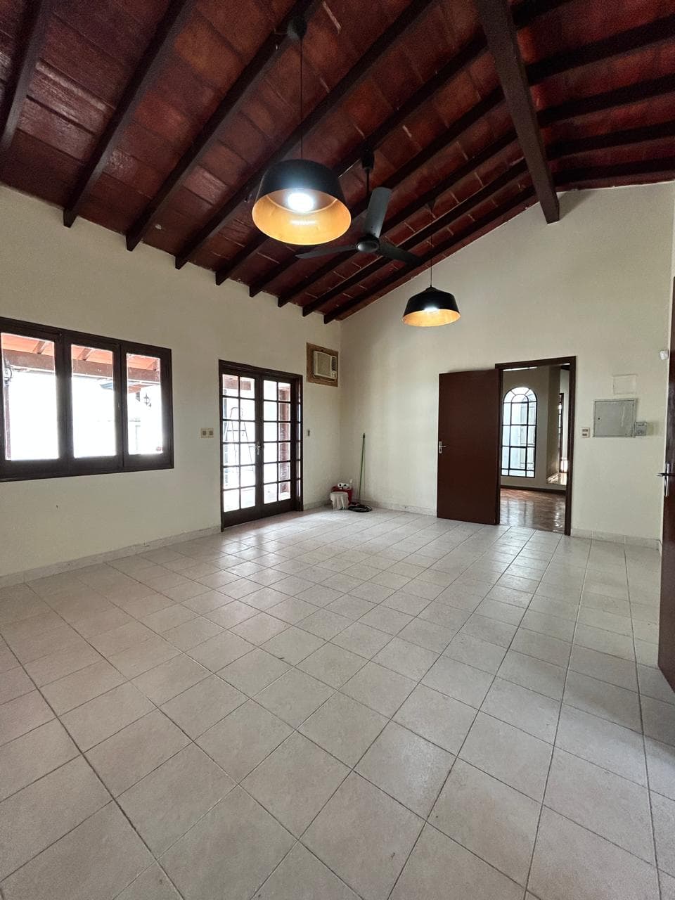 Casa súper amplia en alquiler toda en planta baja, foto 5