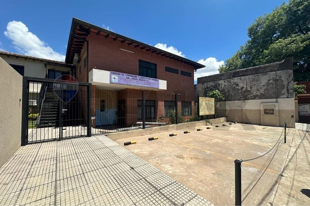 Oficina - Alquiler - Recoleta, Paraguay, foto 1