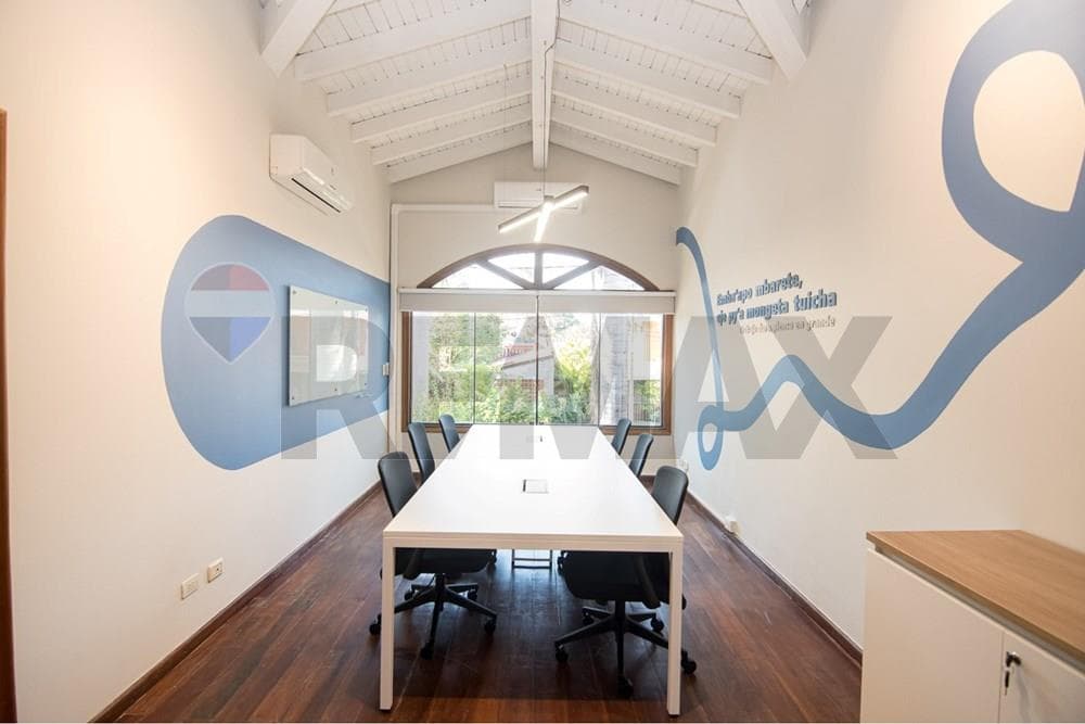 Piso completo de oficinas en planta alta — foto 3