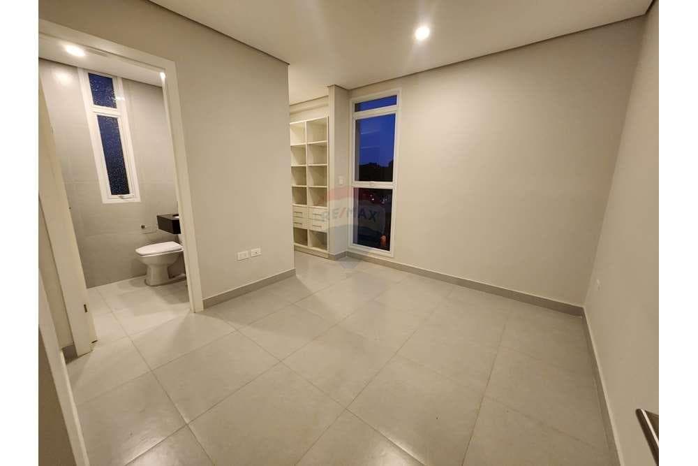 Dpto. 2 dormitorio zona madame lynch, foto 2