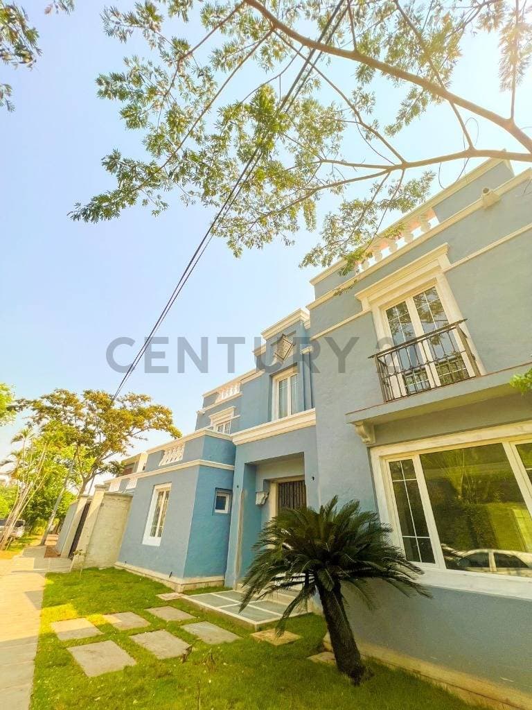 Residencia en barrio Carmelitas en venta
