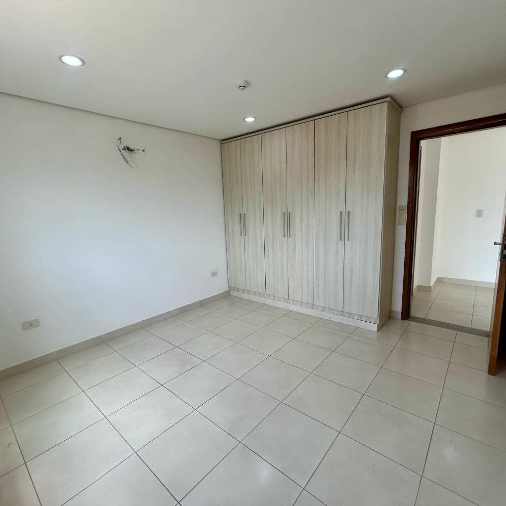 Departamentos en Luque jardín de oro — foto 4