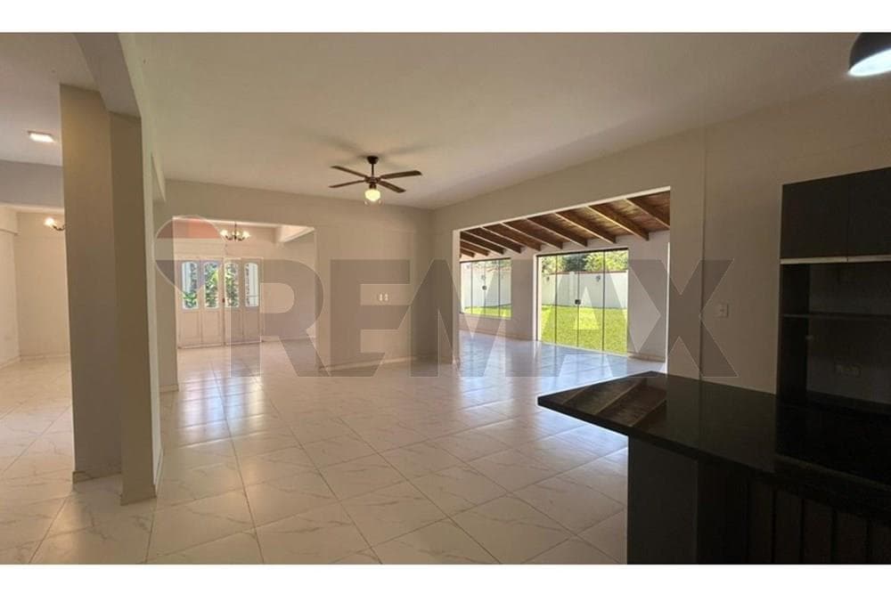 Casa - Venta - Luque, foto 4