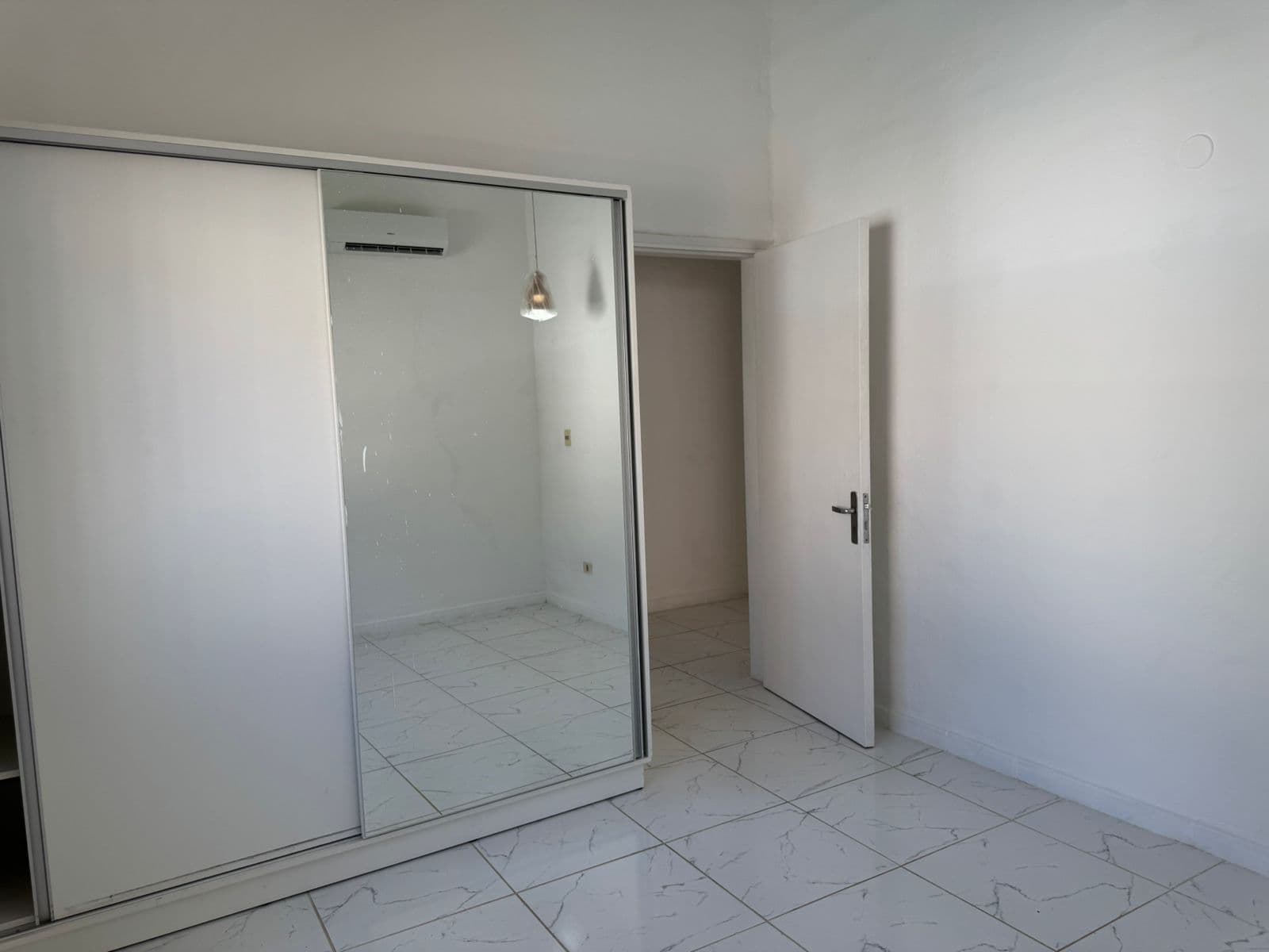 Casa En Alquiler En Los Laureles, foto 5