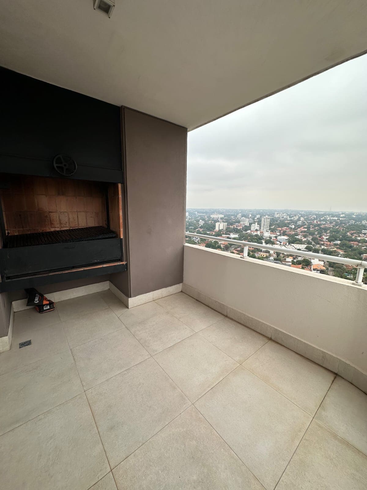 Villamorra en alquiler departamento amoblado de 2 dormitorios, foto 4