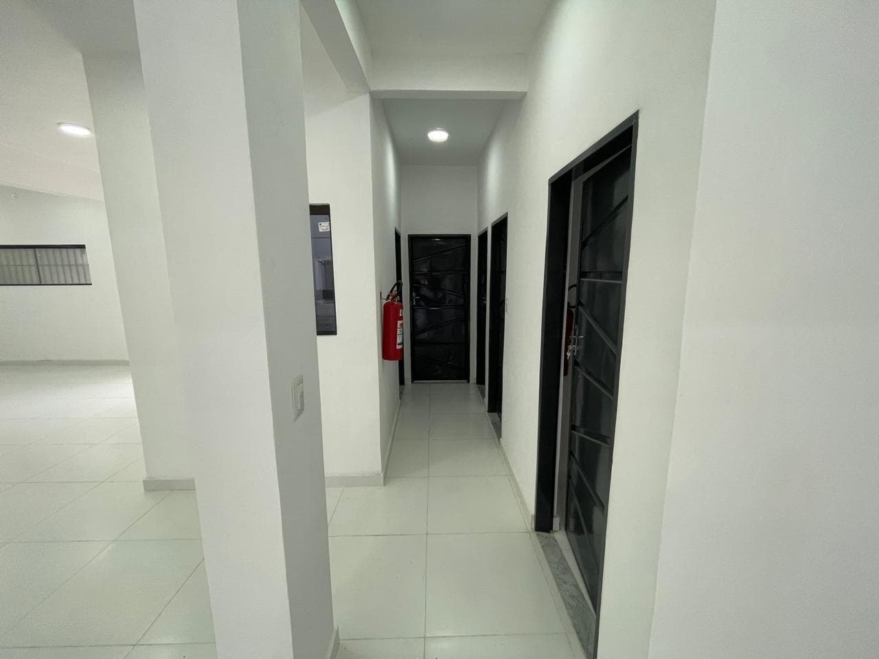 Amplio Salón Comercial, En San Lorenzo — foto 4