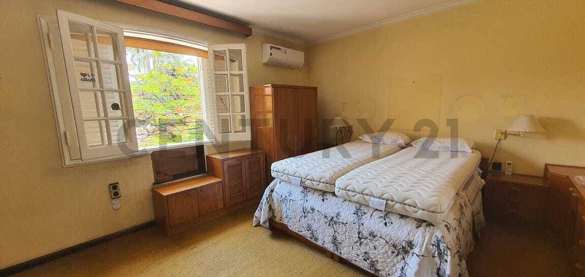 Amplia residencia en barrio Villa Morra — foto 3