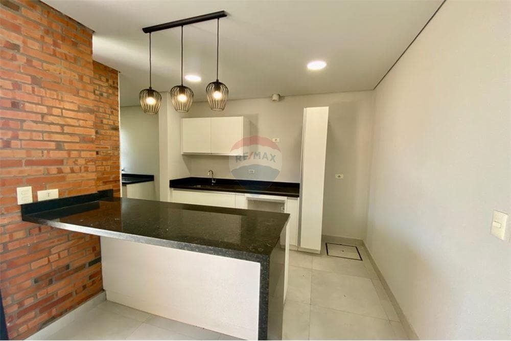 En venta exclusivo duplex en Luque - loma merlo, foto 3