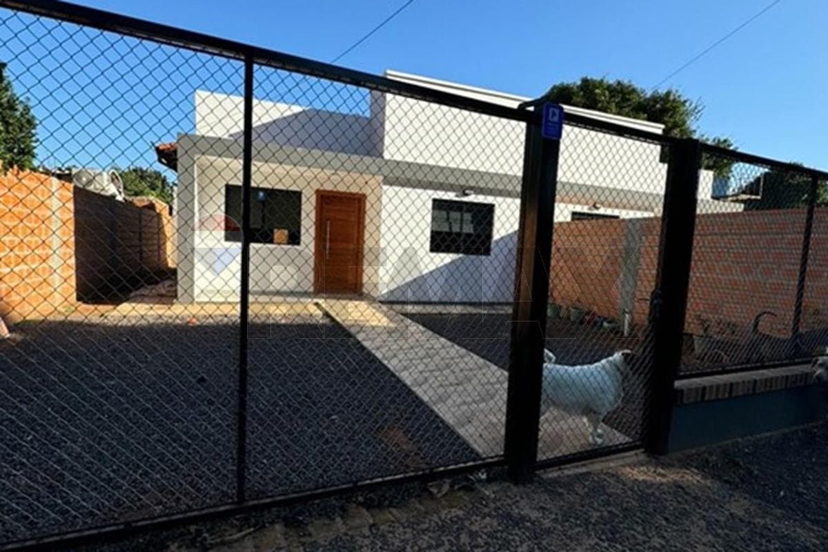 Chalet - Alquiler - Luque, Central, Paraguay — foto 3