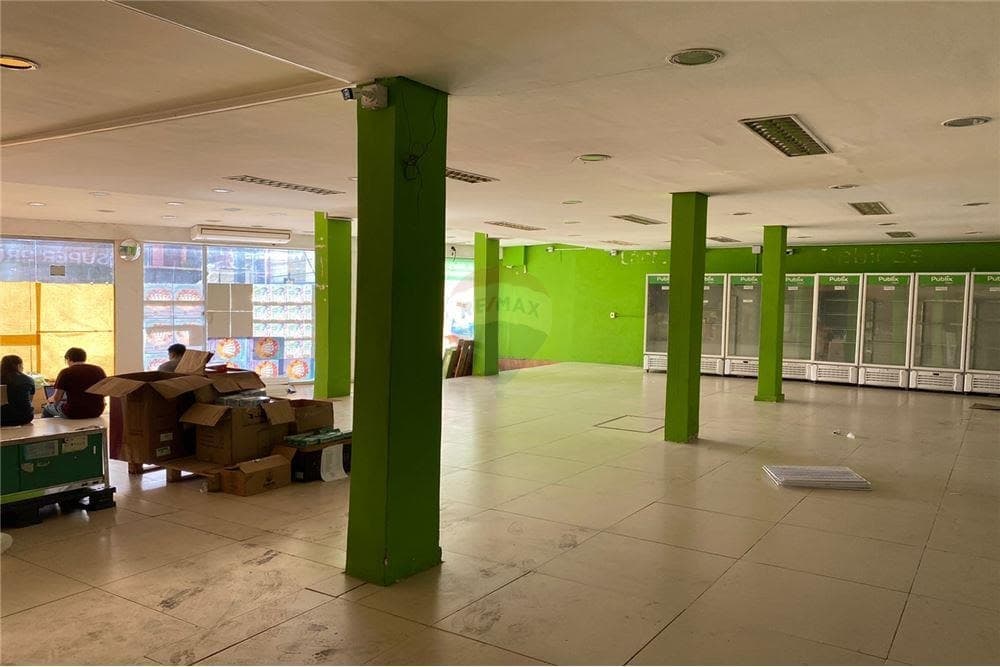 Amplio local comercial en el centro de San Lorenzo — foto 4