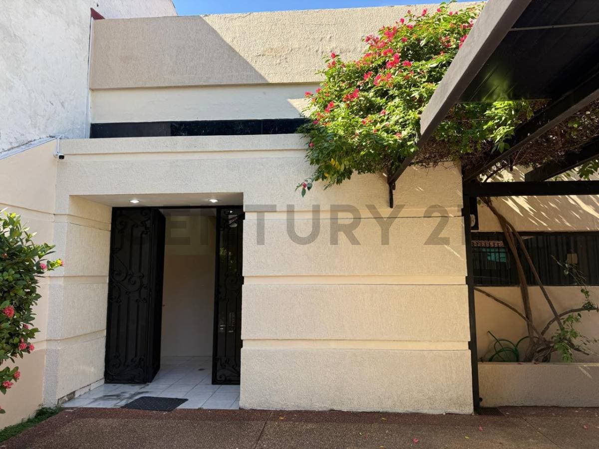 HERMOSA Residencia en Alquiler- Recoleta