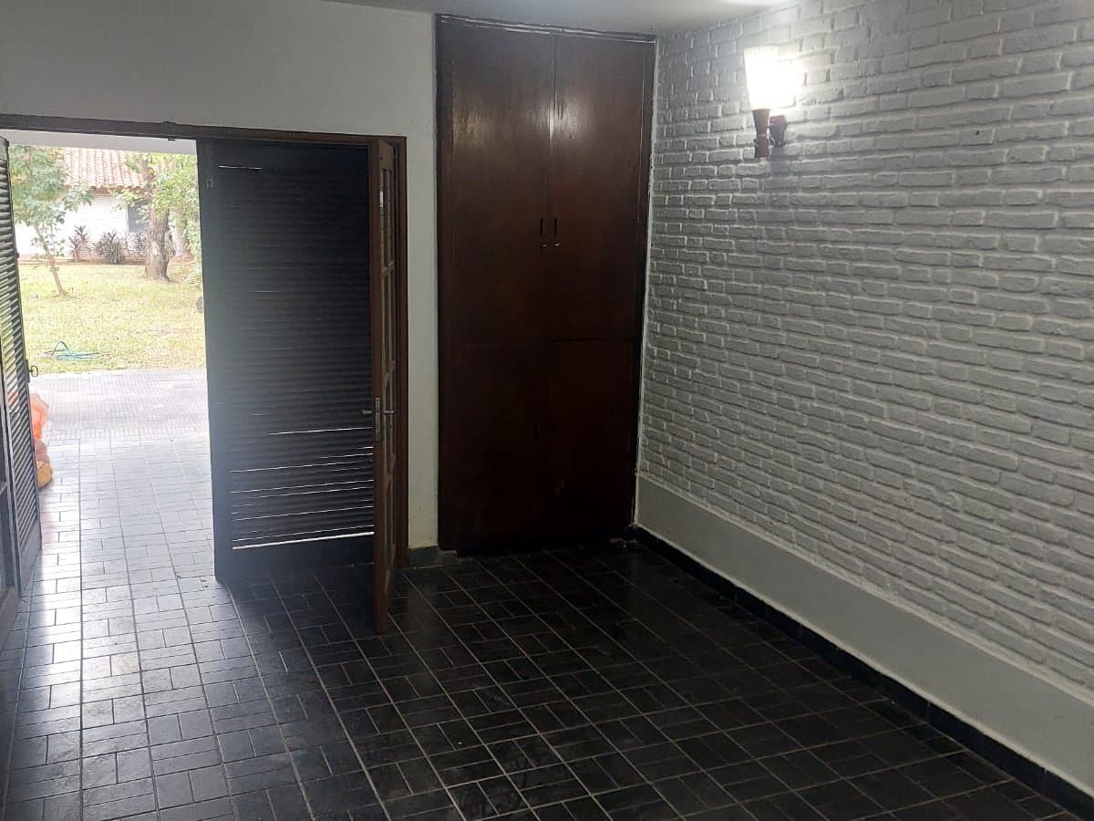 Amplia casa para vivienda u oficina en barrio Jara, foto 5