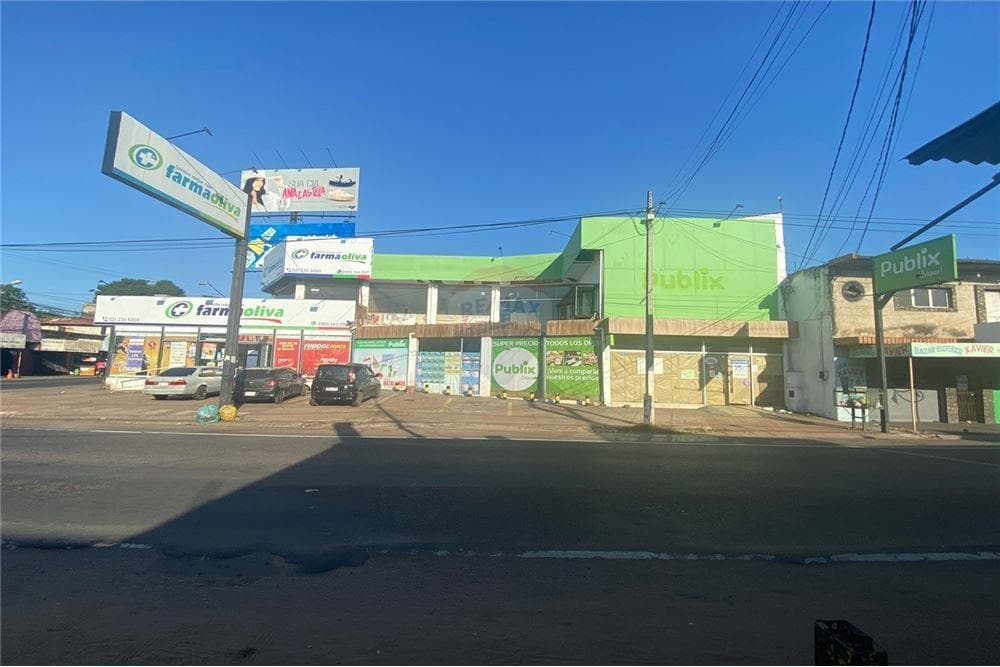 Alquilo amplio local comercial en el centro de San Lorenzo
