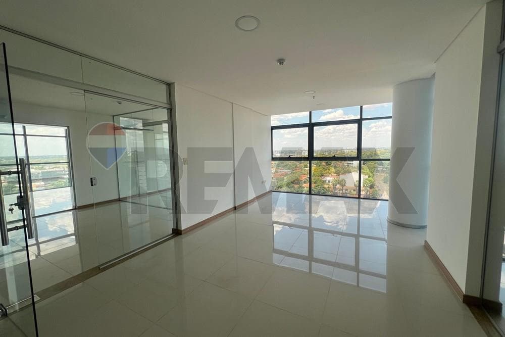 medio piso de oficinas en Trading Park, foto 5