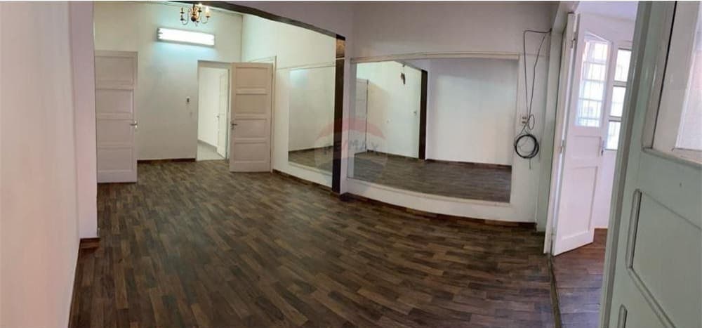 Vendo residencia a refaccionar sobre Seiferheld