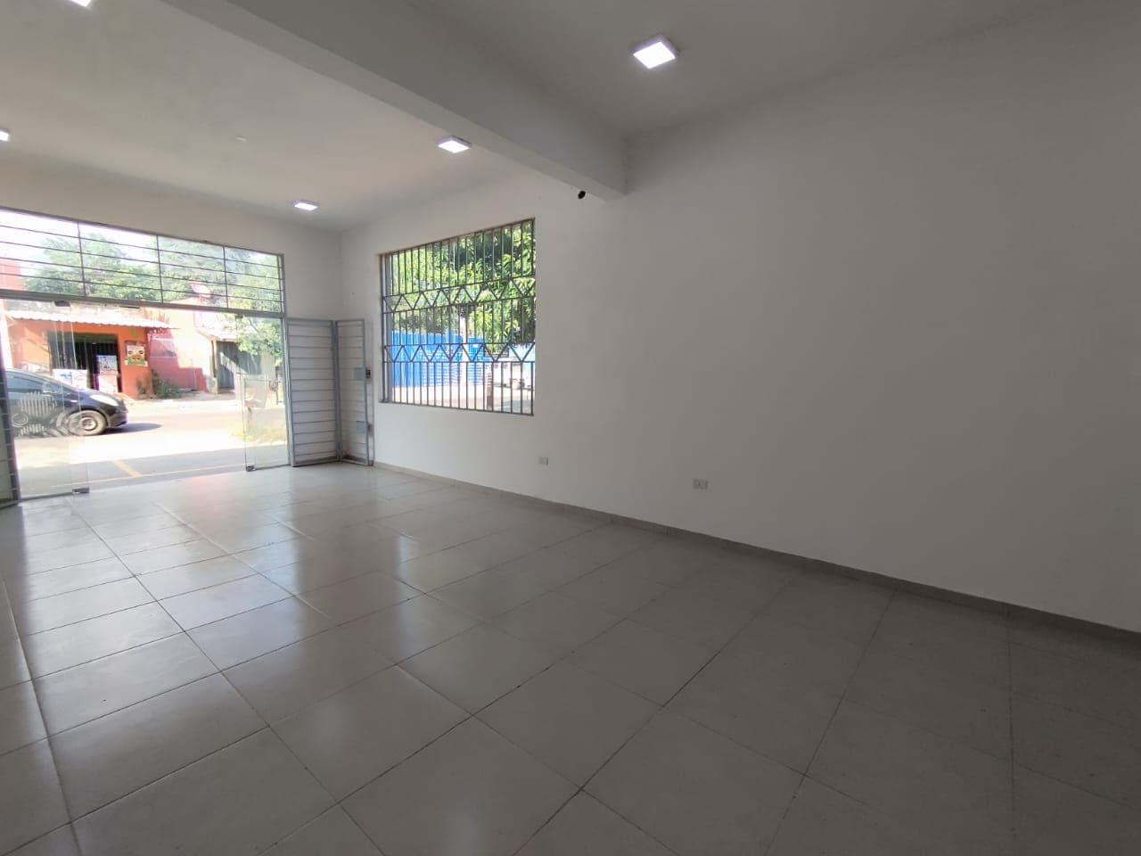 - Salón Comercial - San Lorenzo, foto 4