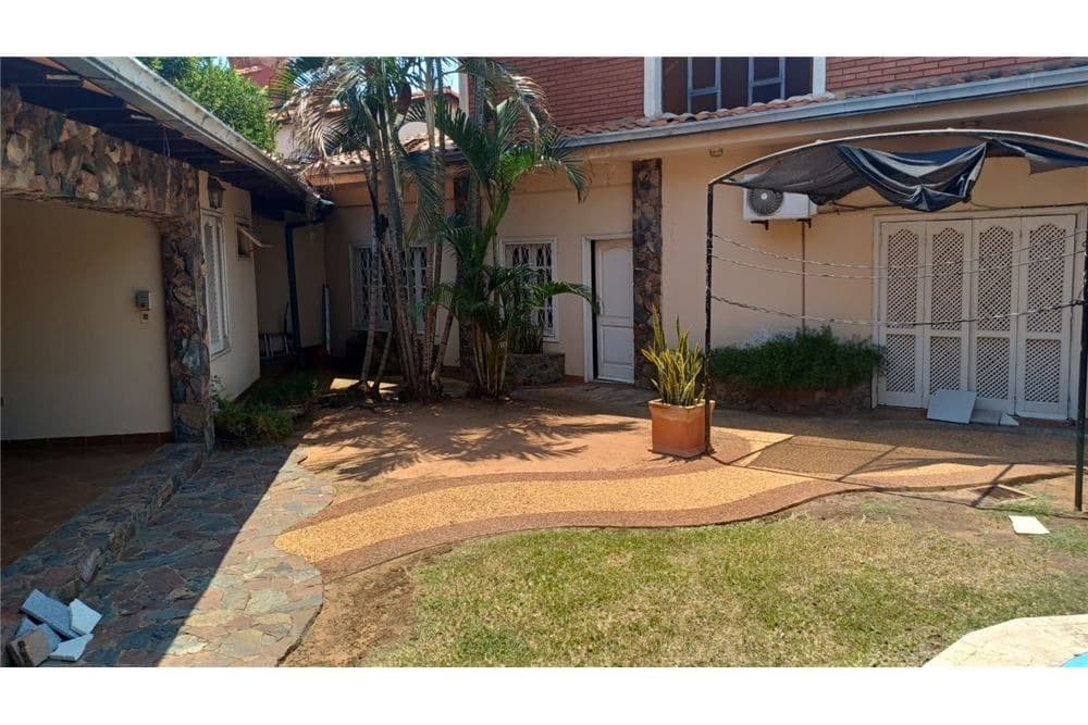 casa en esquina en Mburucuyá, foto 5