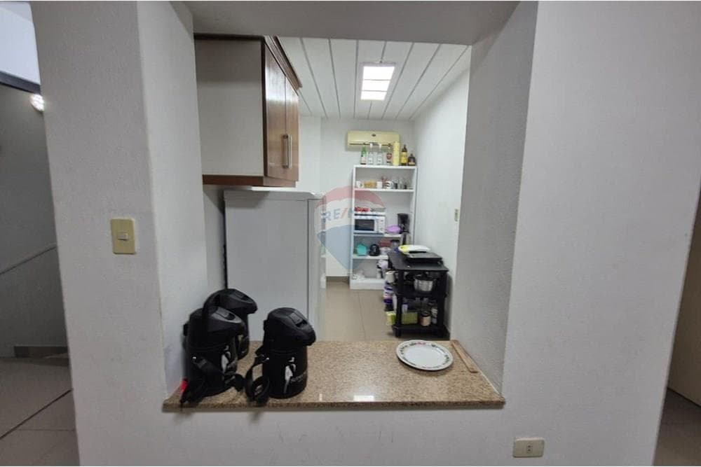 Oficina - Venta - Luque, Paraguay, foto 4