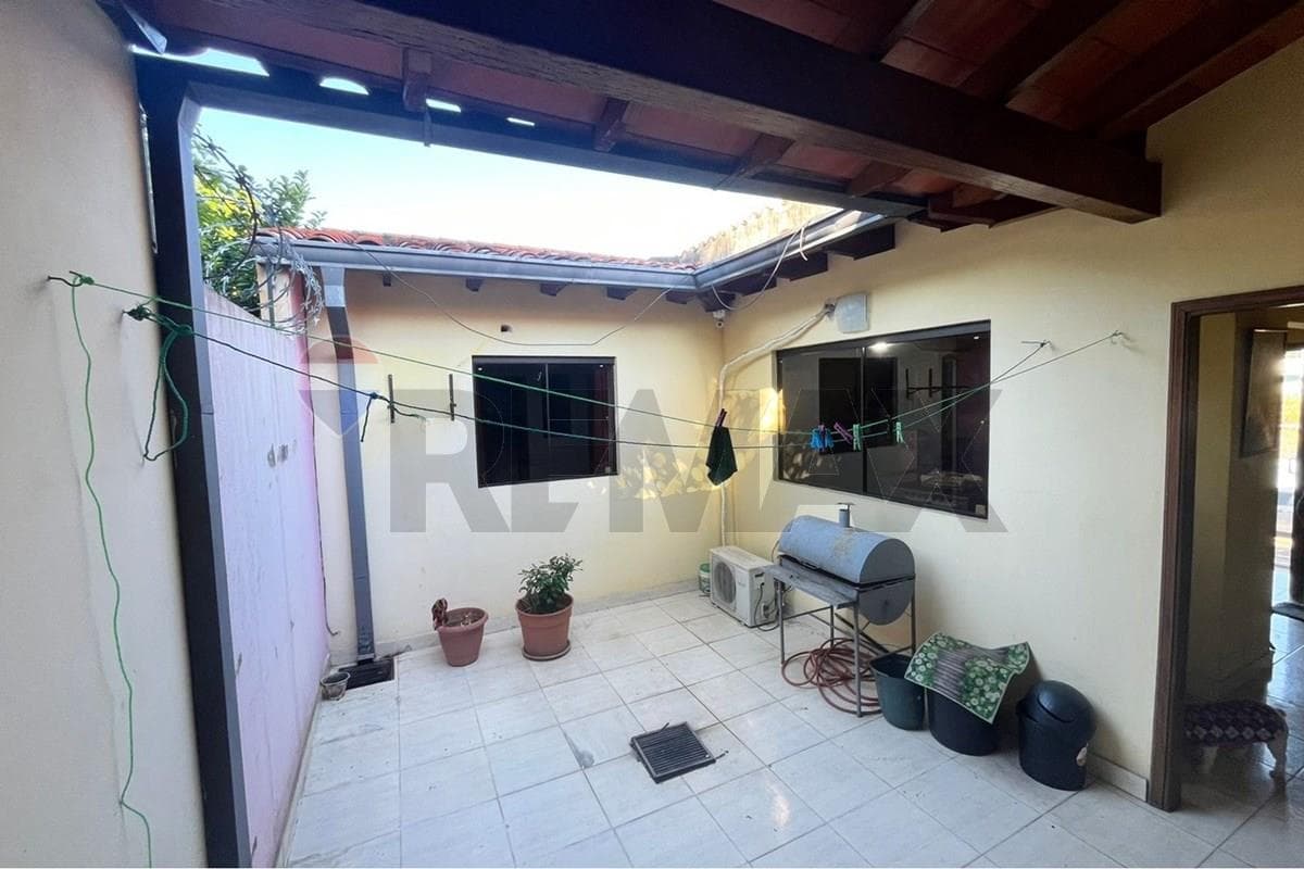 Chalet - Alquiler - Lambaré, Central, Paraguay, foto 4
