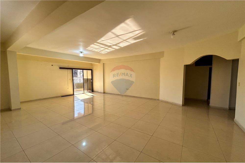 Departamento - Alquiler - Encarnación, Paraguay circuito comercial — foto 4