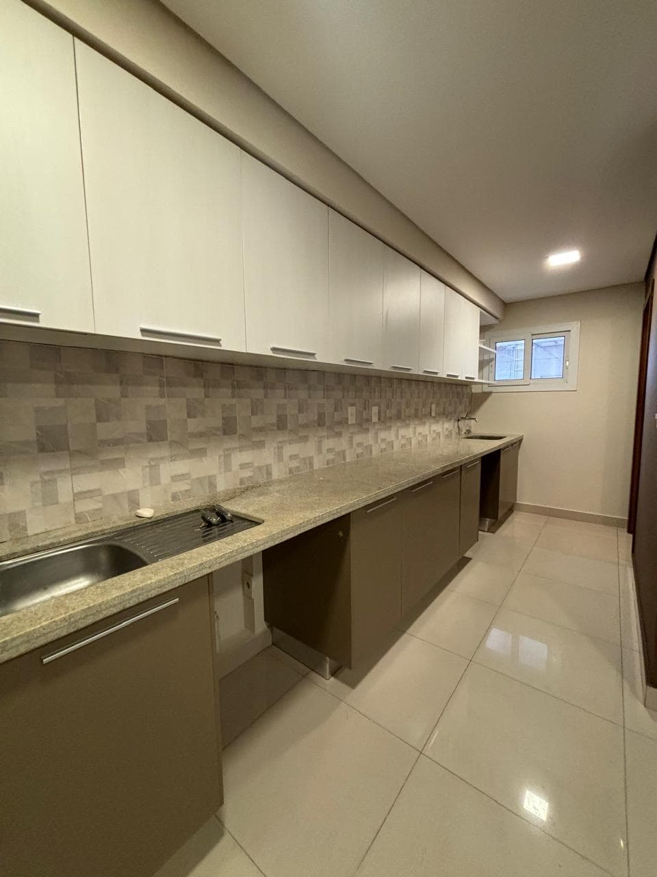 En Villa Morra depto de 3 dormitorios con amenities — foto 3