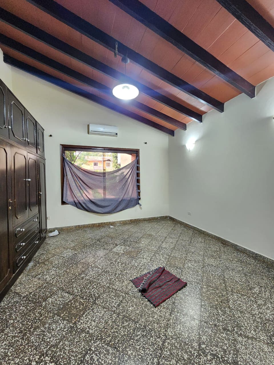 Terreno / Casa en Zona Residencial, Barrio Mburucuya, foto 3