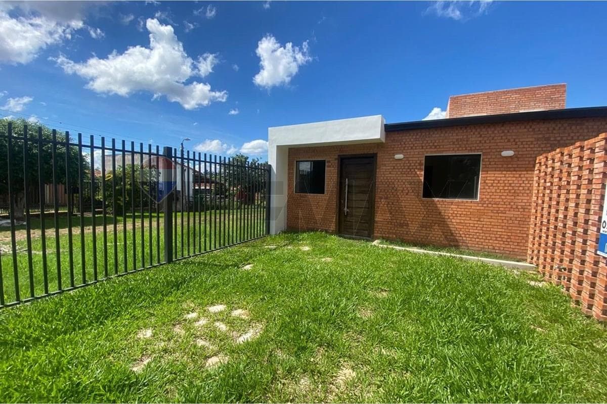 Casa a estrenar en Capiatá py02