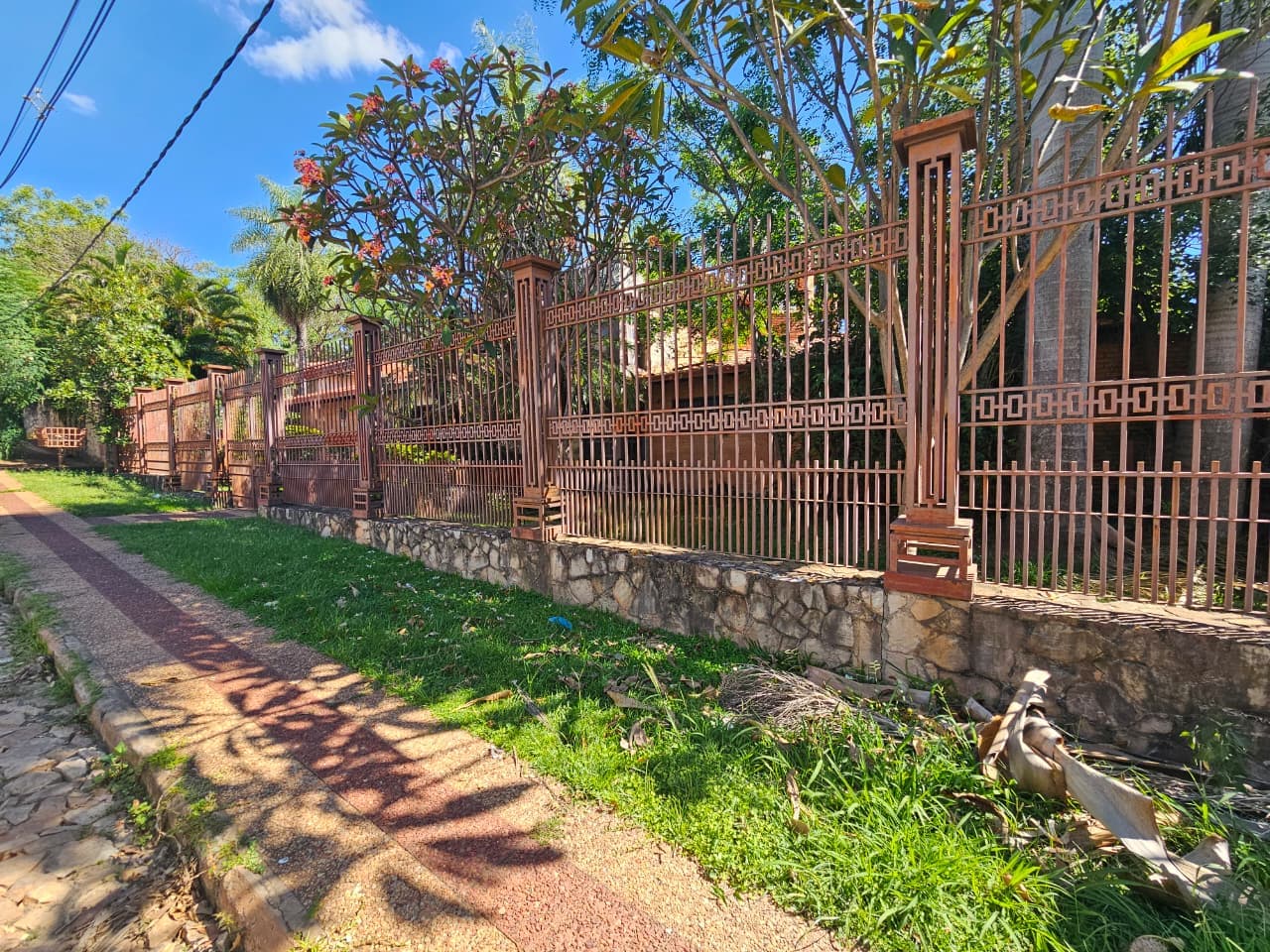 En Venta. Amplio Terreno En Asuncion — foto 4