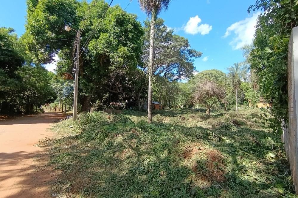 Terreno en esquina sobre asfalto - capiata, foto 3