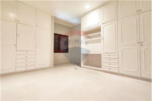 amplia y fina residencia en Los Laureles — foto 5